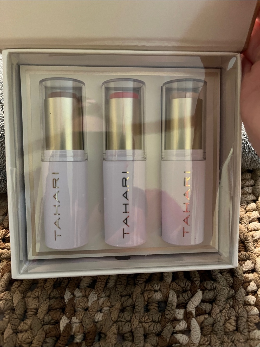 NIB Tahari Women Face Contour Trio in Pink, Nude, and Peach Tones